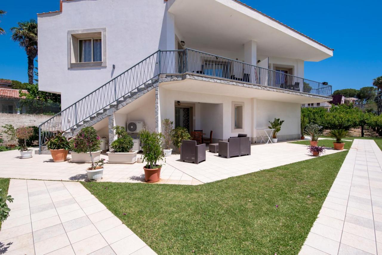 Villa Venera Fontane Bianche Exterior photo