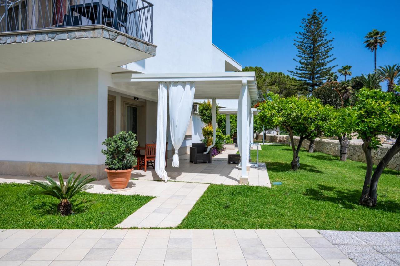 Villa Venera Fontane Bianche Exterior photo