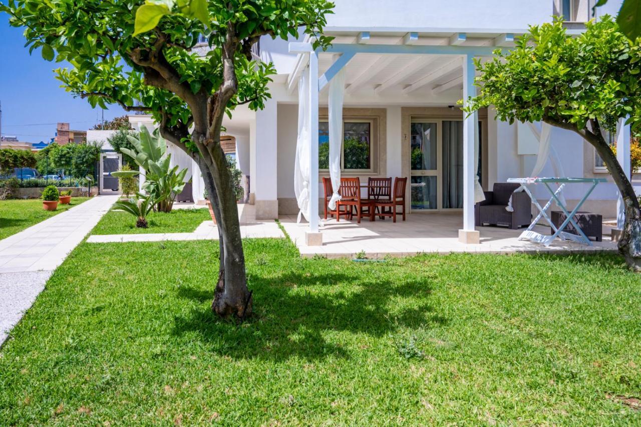 Villa Venera Fontane Bianche Exterior photo